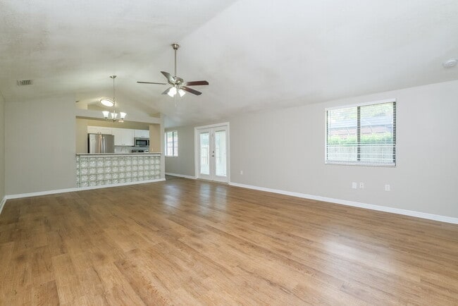 Photo - 1191 Mineola Cir