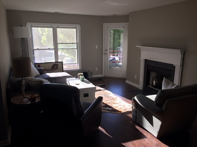 Photo - 605 Admiral Dr Unit 205
