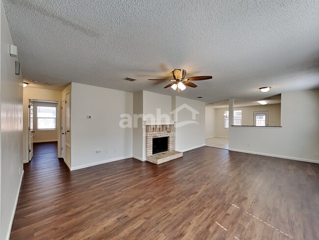 Photo - 3062 Limestone Hill Ln