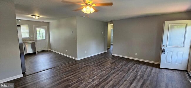 Photo - 207 Walnut St