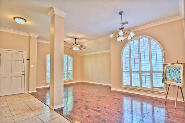 Photo - 4530 Springfield Lakes St