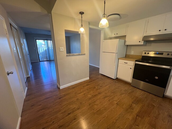 Photo - The Forest Townhomes Off Old Forest Road