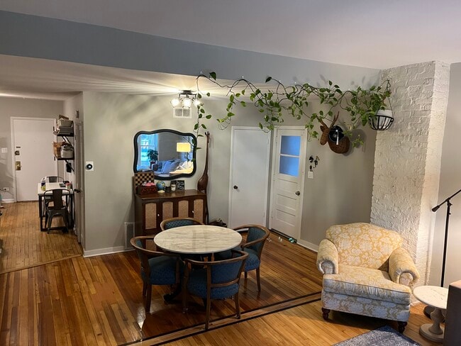 Photo - 4128 N Lincoln Ave Unit 2R