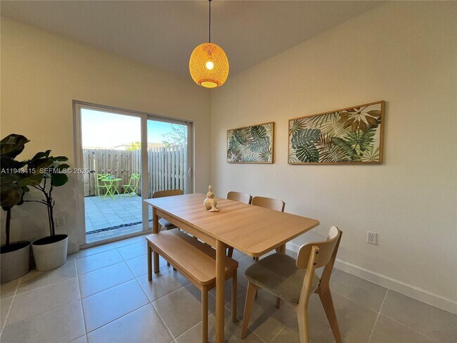 Photo - 2627 SE 28th Dr