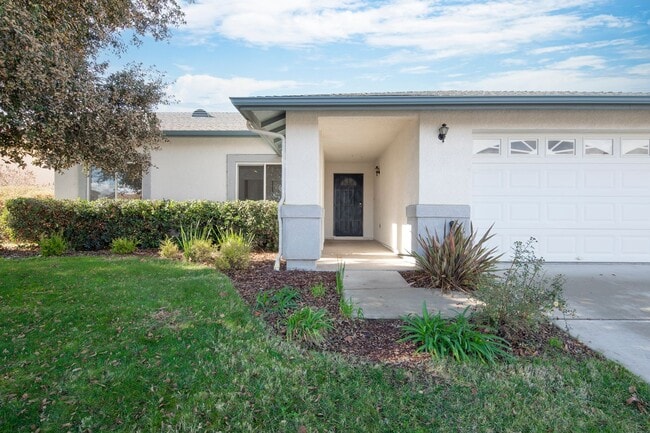 Photo - Lovely 3 Bedroom Home in Beautiful Los Alamos!