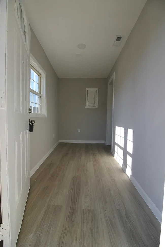 Photo - 102 Dale Ave