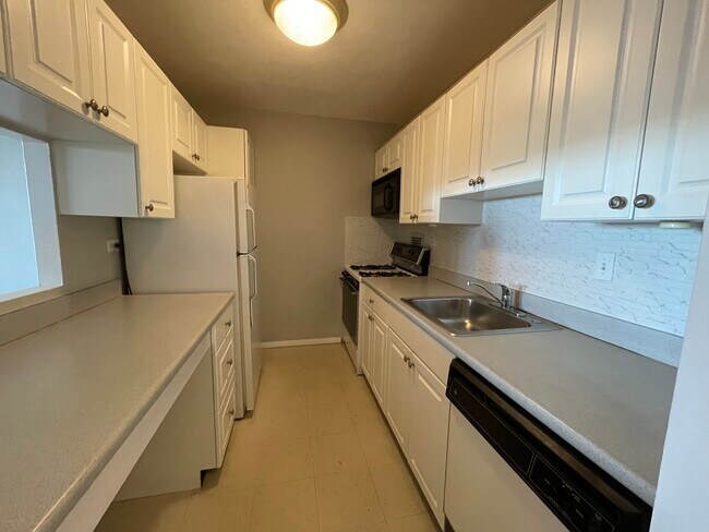 Photo - 8 Whittier Pl Unidad 8 Whittier Pl 6AA Boston