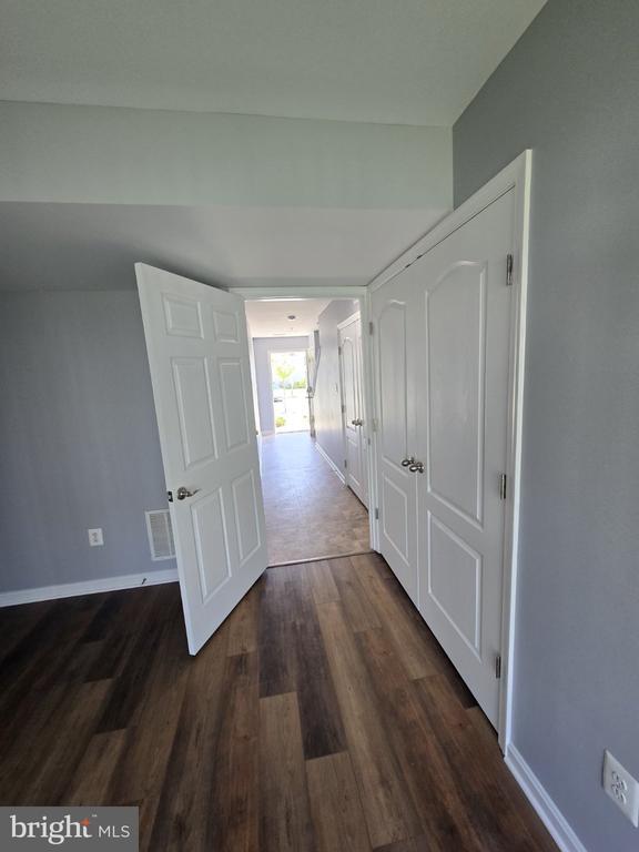 Photo - 7720 Village Park Dr