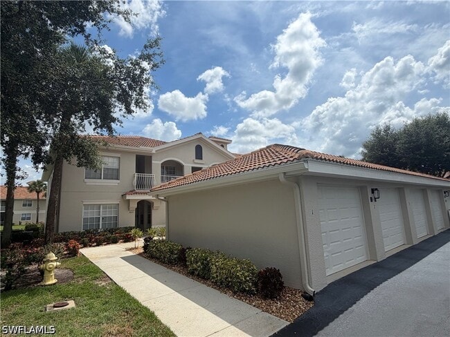 Building Photo - 3009 Driftwood Way Unit 2803