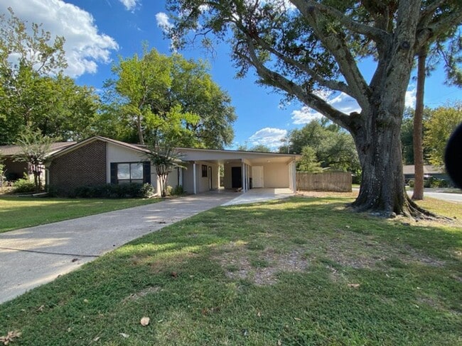 Photo - Spacious 2 Bedroom 1.5 Bath Rental on a Corner Lot! Tour Today!