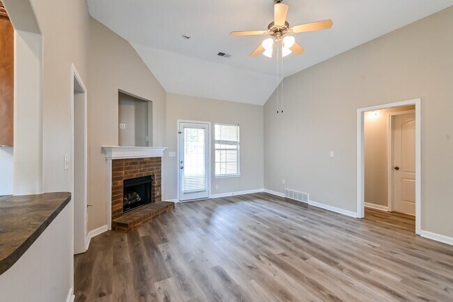 Photo - 10182 Whitcomb Ln