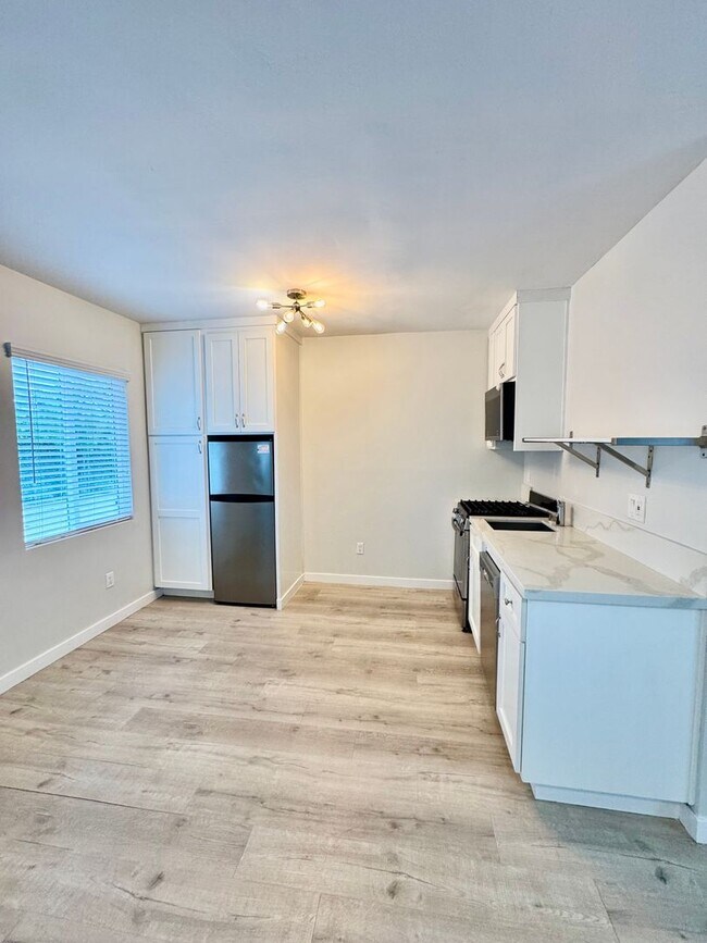 Photo - 613 S Prairie Avenue