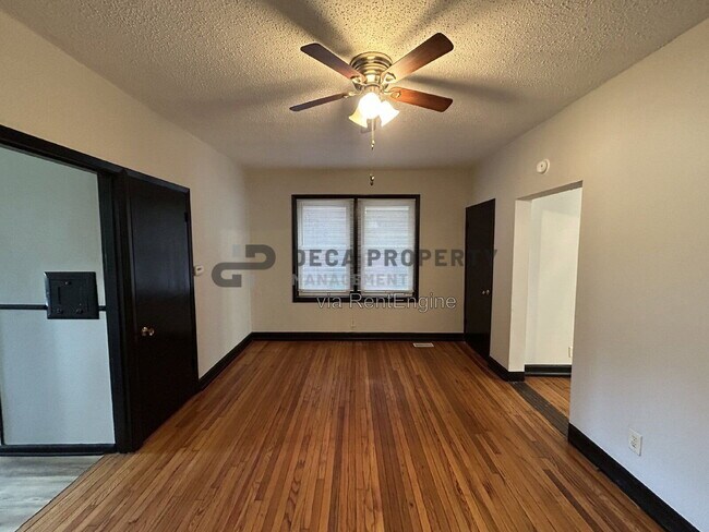 Photo - 2920 Mt Pleasant St