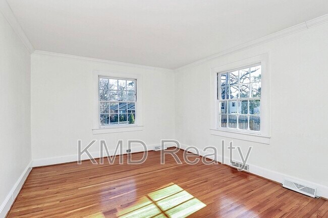 Photo - 1400 Matheson Ave