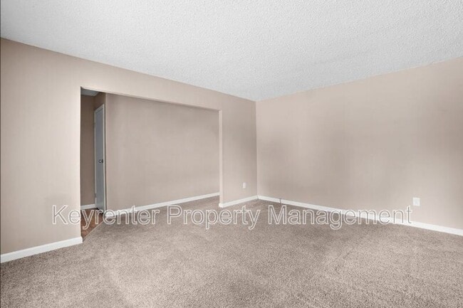 Photo - 15593 Fox Plains Dr