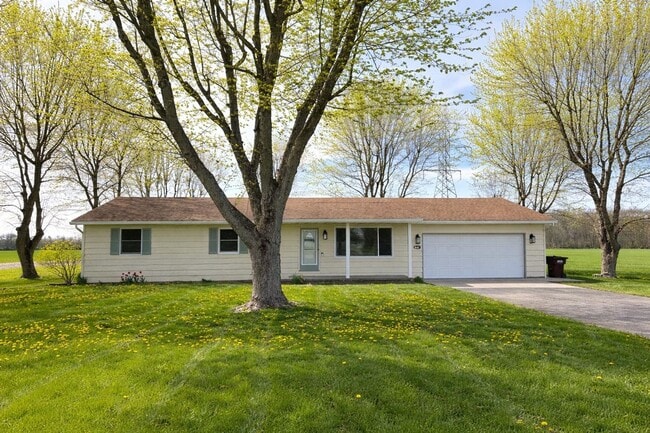 Photo - Shawnee Country Home – Newly Renovated Ranch with 2-Car Garage