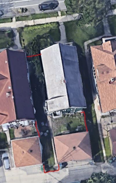Red lines are fences (good for dogs). - 3330 N Oakland Ave