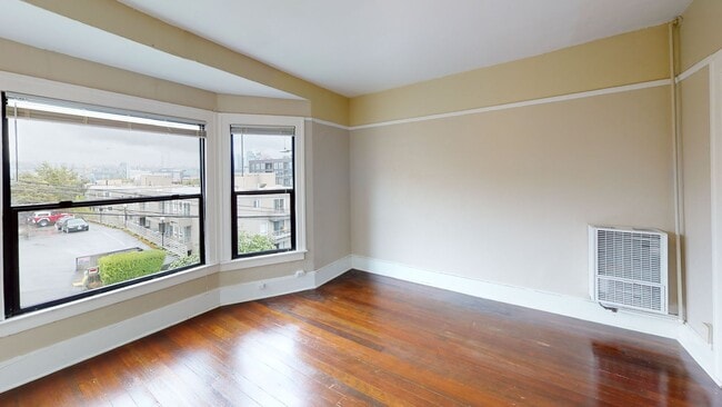 Photo - Corona Apartments