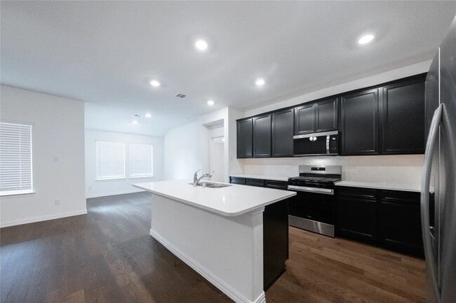 Photo - 5509 Candlewood Dr