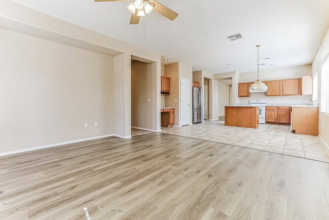 Photo - 2081 E Runaway Bay Pl