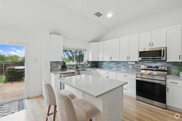 Building Photo - 8612 Arcadia Park Dr Rental