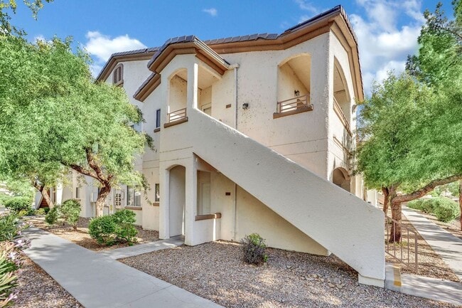 Building Photo - 5655 E Sahara Ave Unit 2026