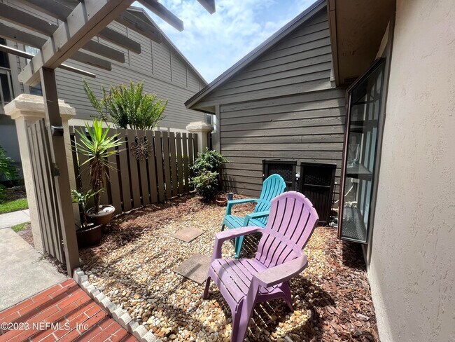 Photo - 108 Cranes Lake Dr