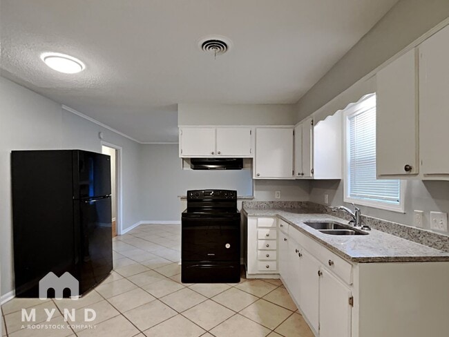 Photo - 8206 Whitehead Dr