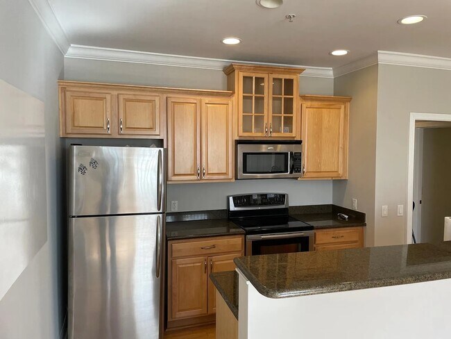 Photo - 214 Stetson St Unit 1