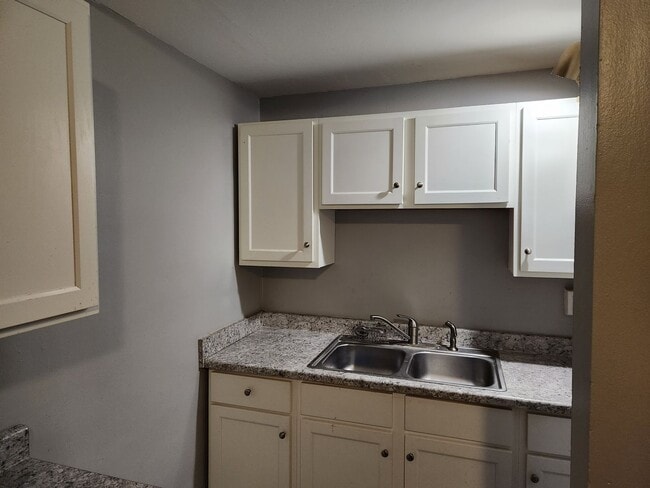 Photo - 1115 14th St Unit 1115 1/2
