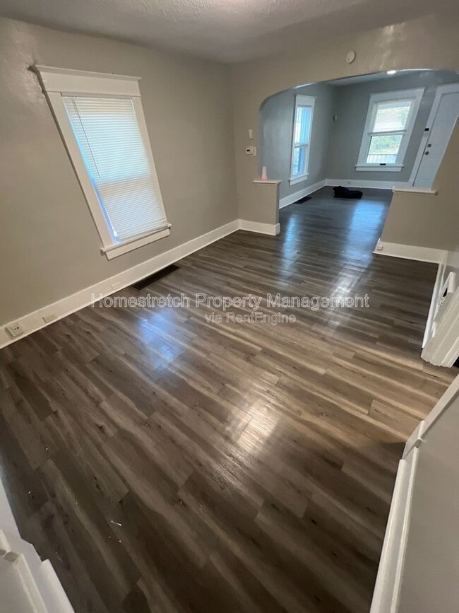 Photo - 7014 Edison Ave