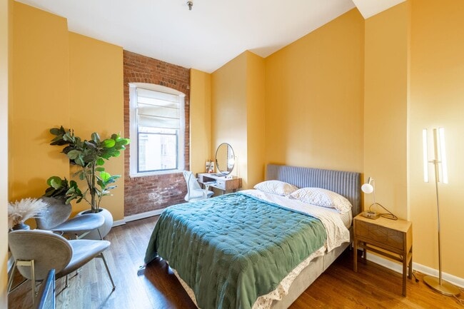 Building Photo - 158 Wayne St Unit 427A Rental