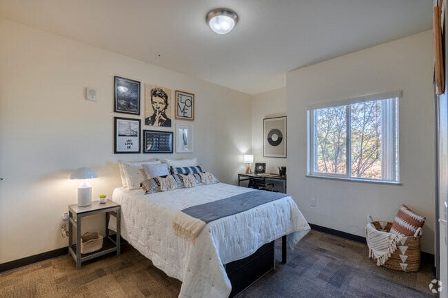 Wolf Run Student Living