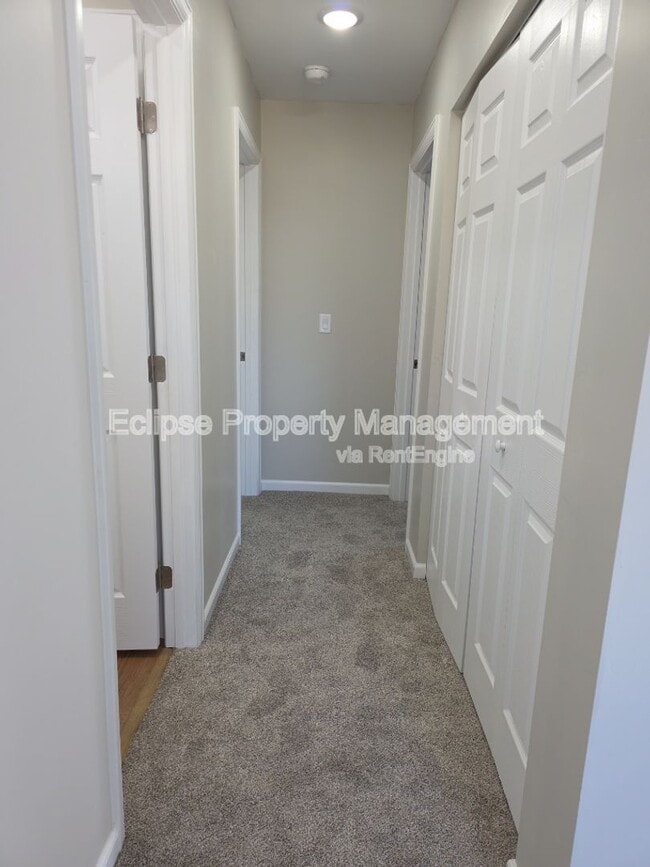 Photo - 2839 Elm Ave