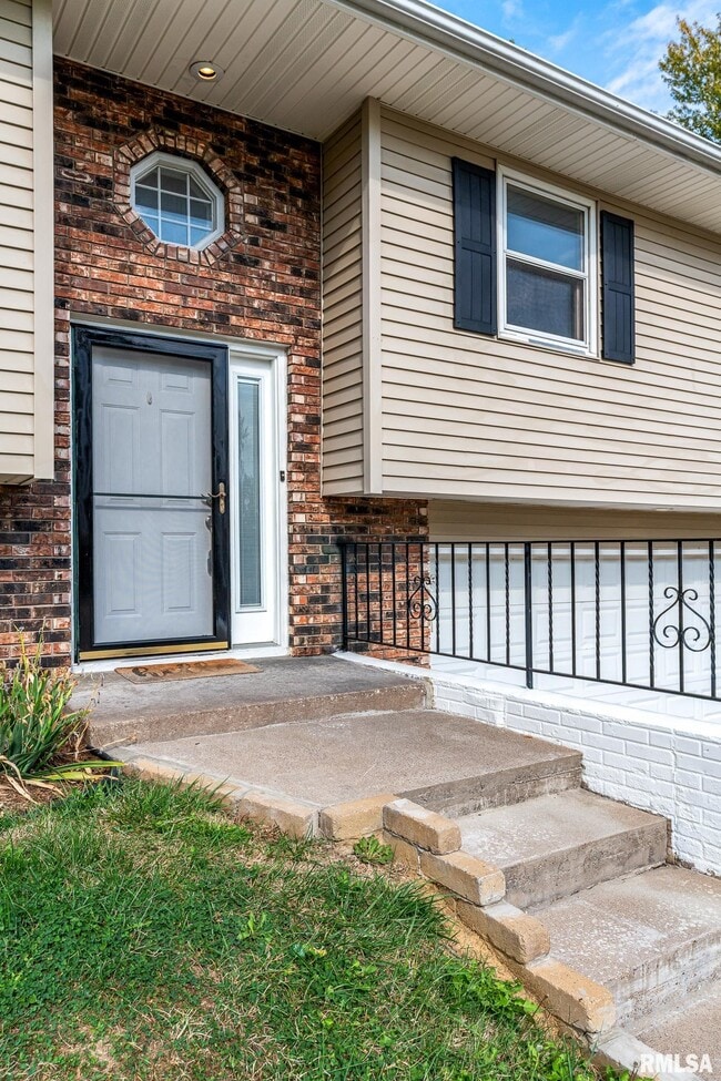 Photo - 2530 Saint John Ct