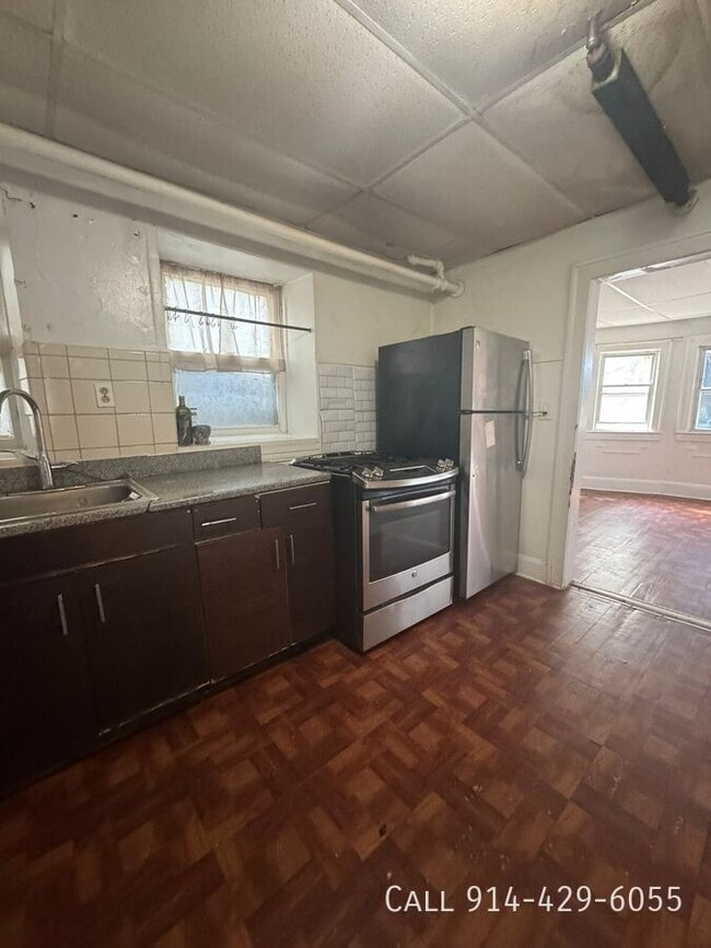 Photo - 52 William St