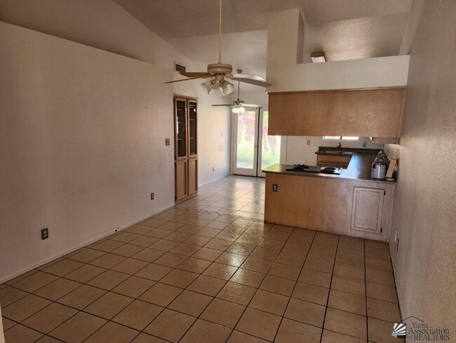 Photo - 2222 E 27th Ln