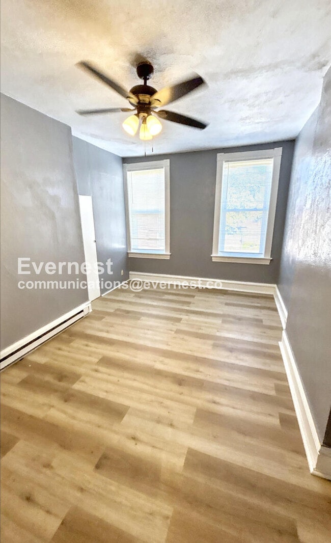 Photo - 3722 Fairview Ave