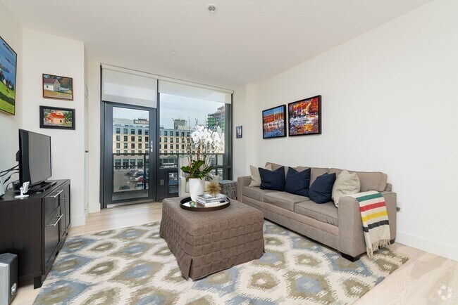 Building Photo - 32 Traveler St Unit 312 Rental