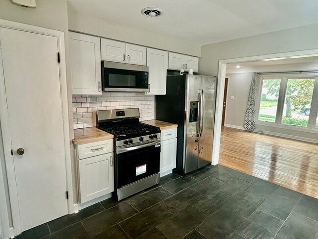 31005 Ronald Dr