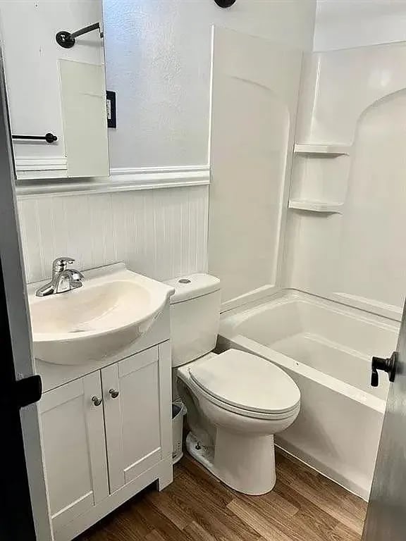 Photo - 735 Center Ave Unit 1