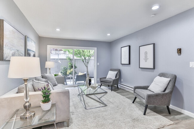 Photo - 47112 Warm Springs Blvd Unidad 107