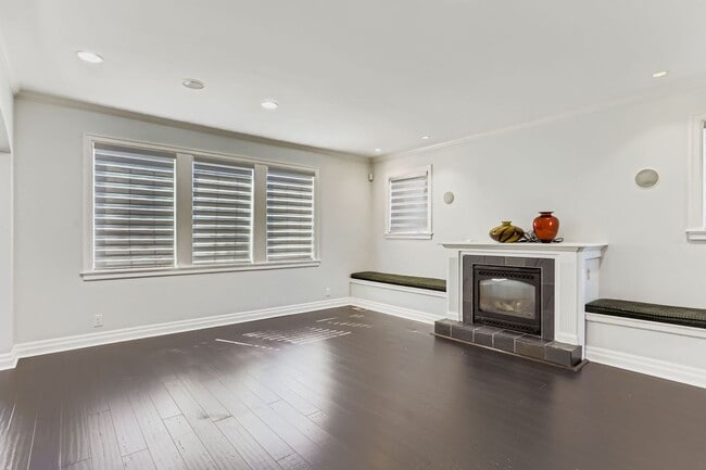 Photo - 4bd/3.25ba Kirkland house