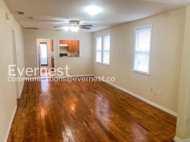 Photo - 715 W Ohio Ave