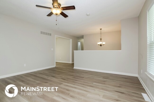 Photo - 114 Nanette St