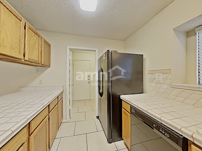 Photo - 734 Cypresscliff Dr