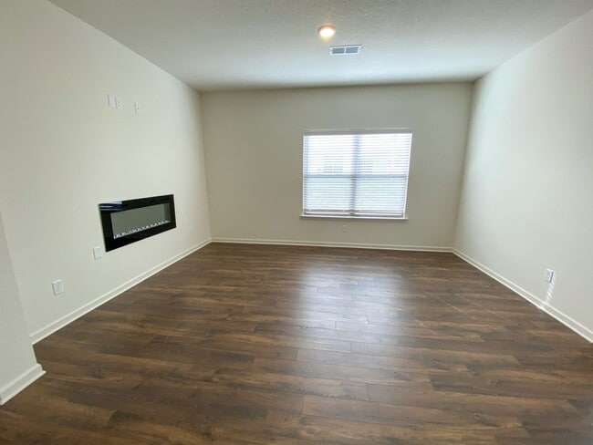 Photo - 4 bed, 2 bath in Oakland built in 2023