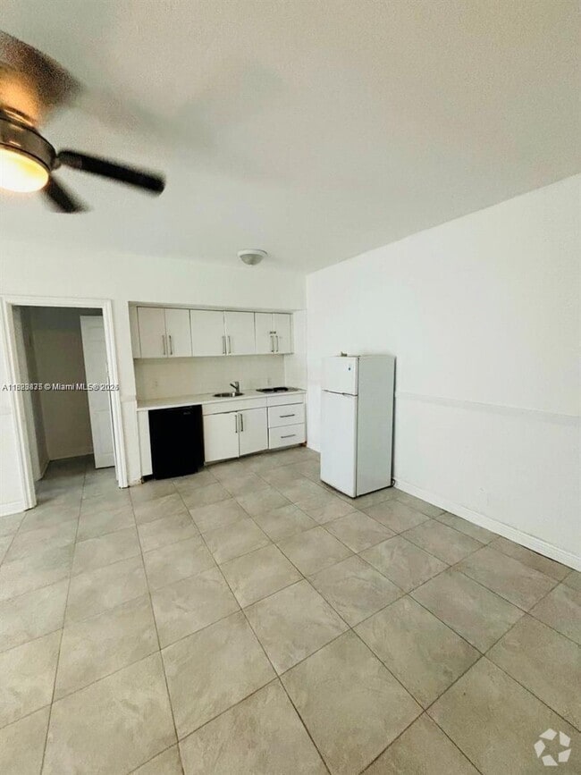 Building Photo - 1021 Euclid Ave Unit 4 Rental