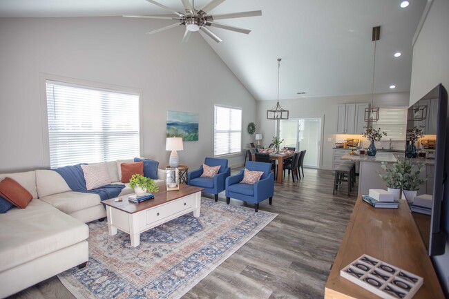 Photo - 37 Edgewood Rd S