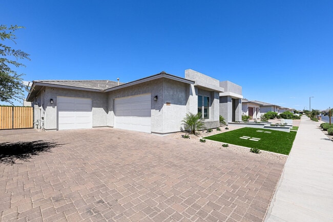 Photo - 23060 E Sonoqui Blvd